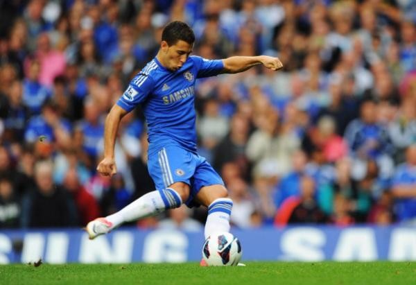 2. Eden Hazard (Bỉ, tiền vệ, 21 tuổi) – từ Lille tới Chelsea, 35 triệu bảng.